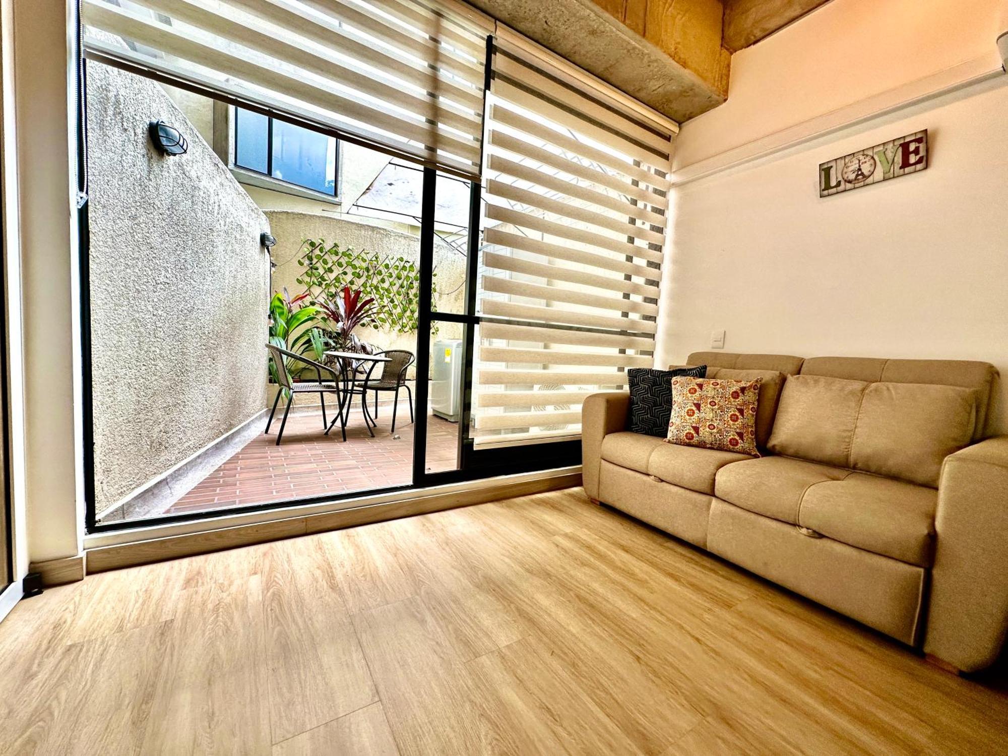 Prime Laureles Location With Air Conditioning Medellín Buitenkant foto